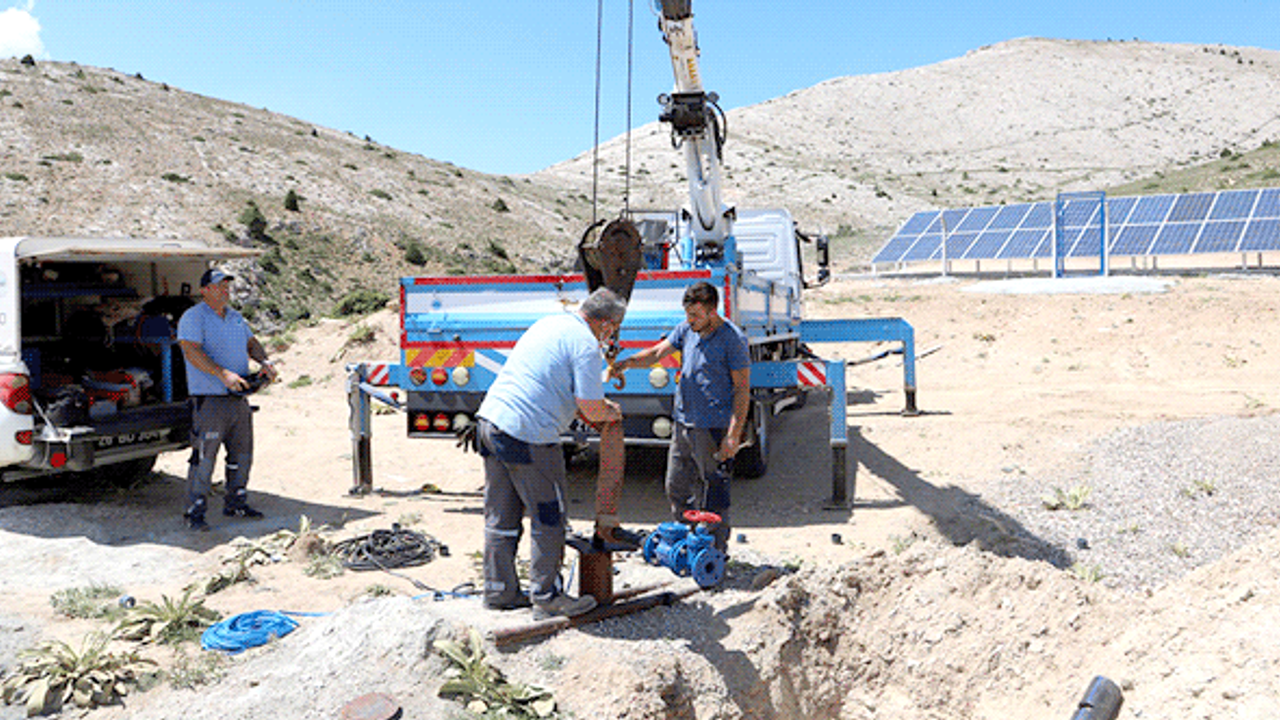 Eskişehir'de kırsalda içme suyu problemleri bir bir çözülüyor
