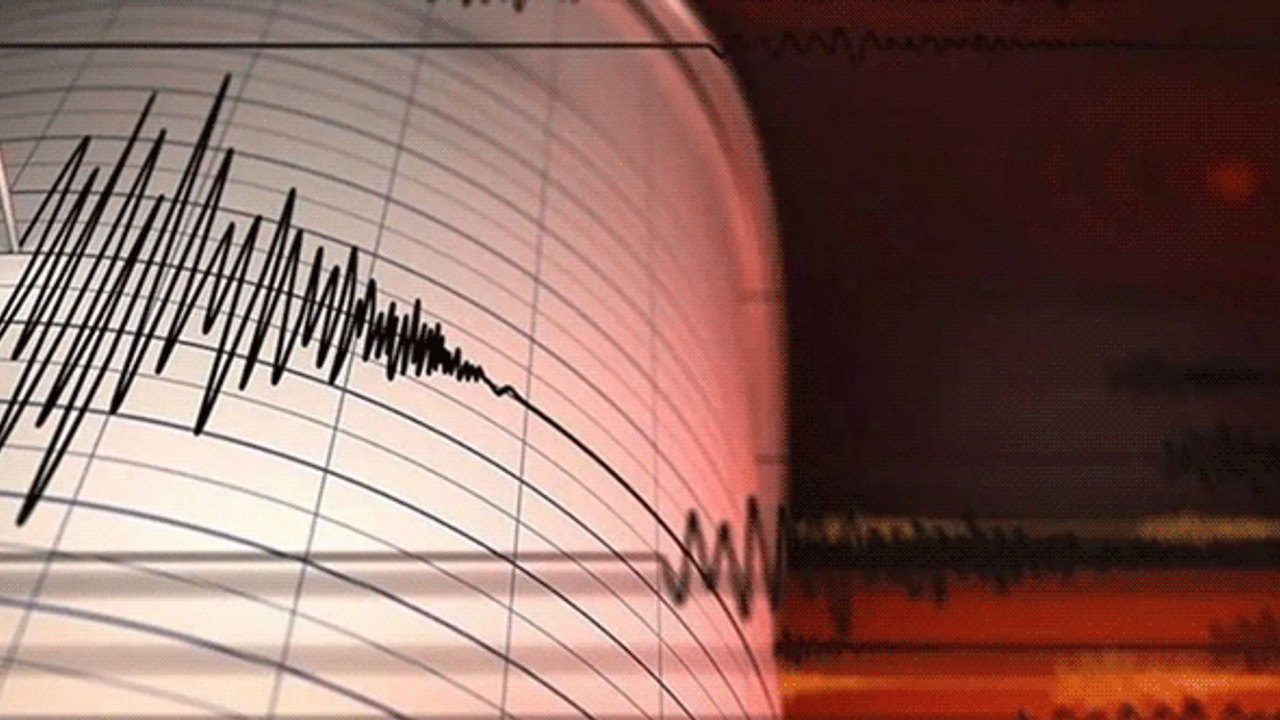 4,7'lik deprem! Eskişehir de sallandı