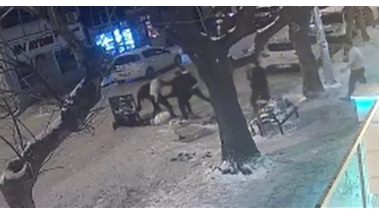 Eskişehir'de gece yarısı bıçaklı silahlı kavga