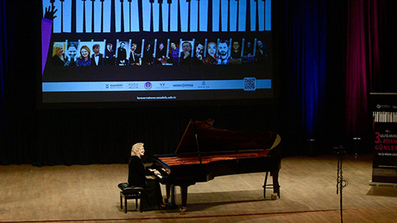Eskişehir'de 3. Uluslararası Piyano Günleri başladı
