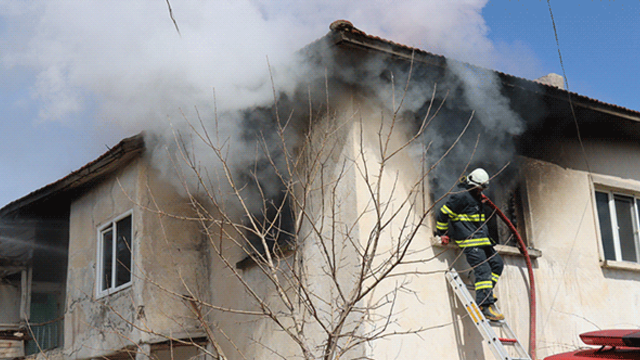 Eskişehir'in ilçesinde art arda yangınlar