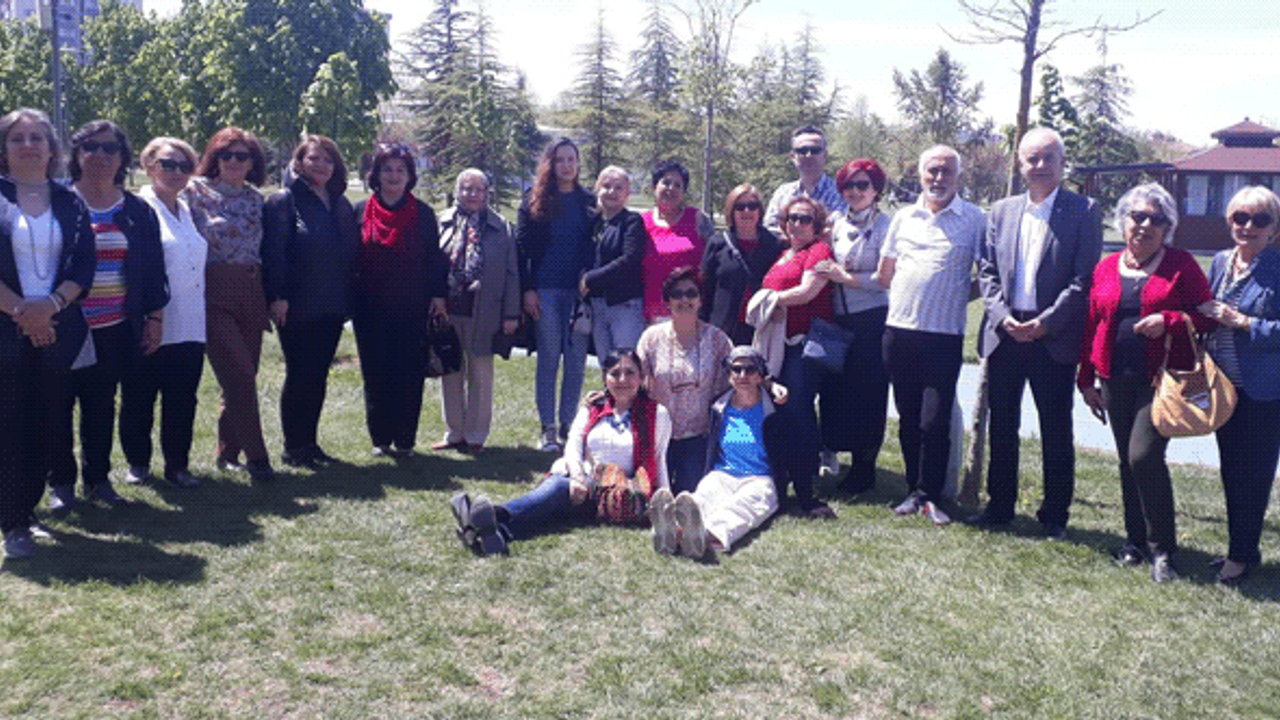 Eskişehir'de 'çevreci anneler'den kutlama