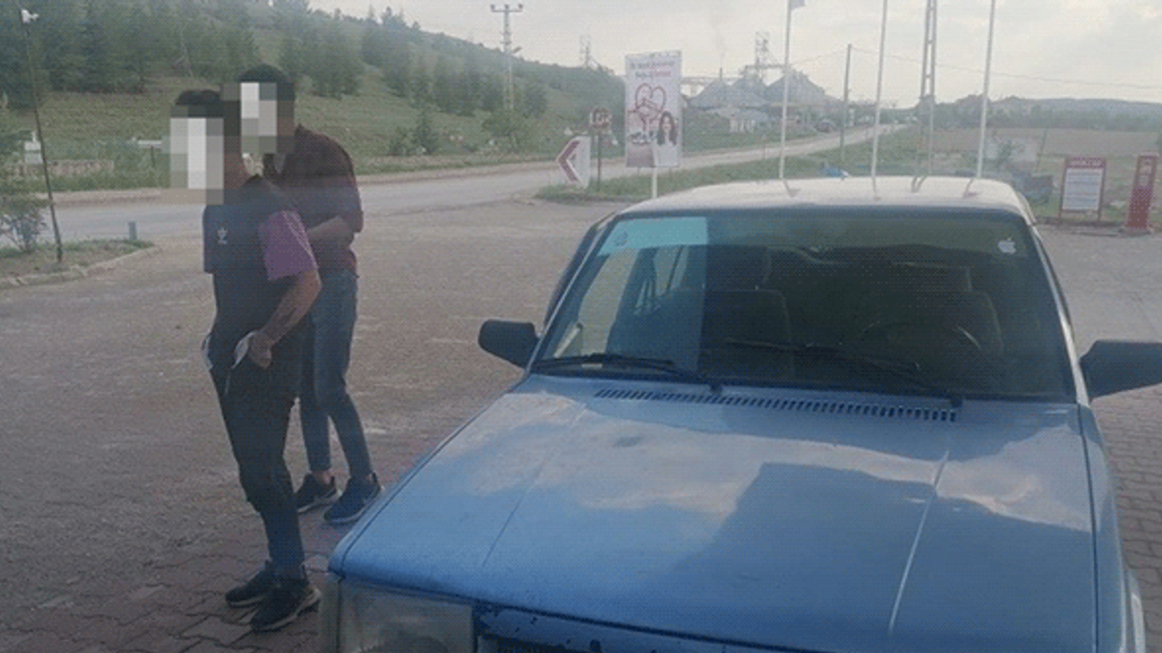 Eskişehir'de otomobil hırsızları uyuşturucuyla yakalandı