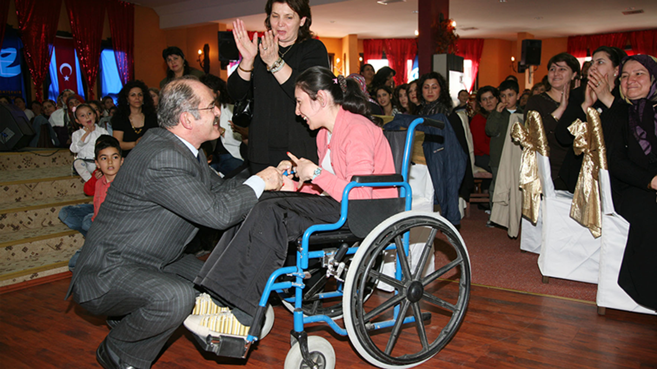 Büyükerşen'den 3 Aralık Dünya Engelliler Günü mesajı