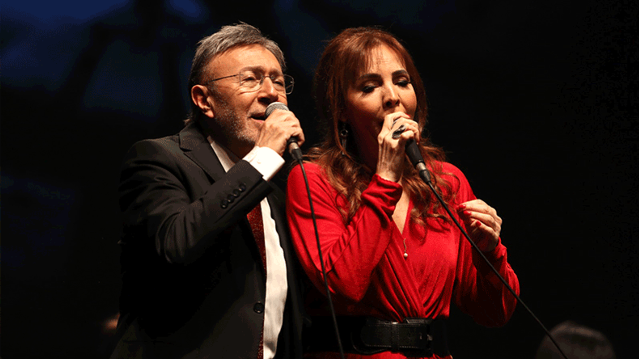 Eskişehir'de Kocatepe çiftinden muhteşem konser