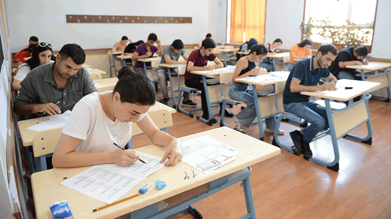 Açıköğretim Fakültesi yaz okulu sınavlarında ter döktü
