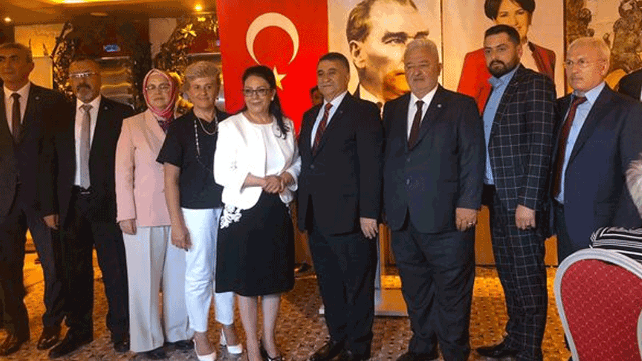 İYİ Parti Eskişehir'de yeni yönetim açıklandı