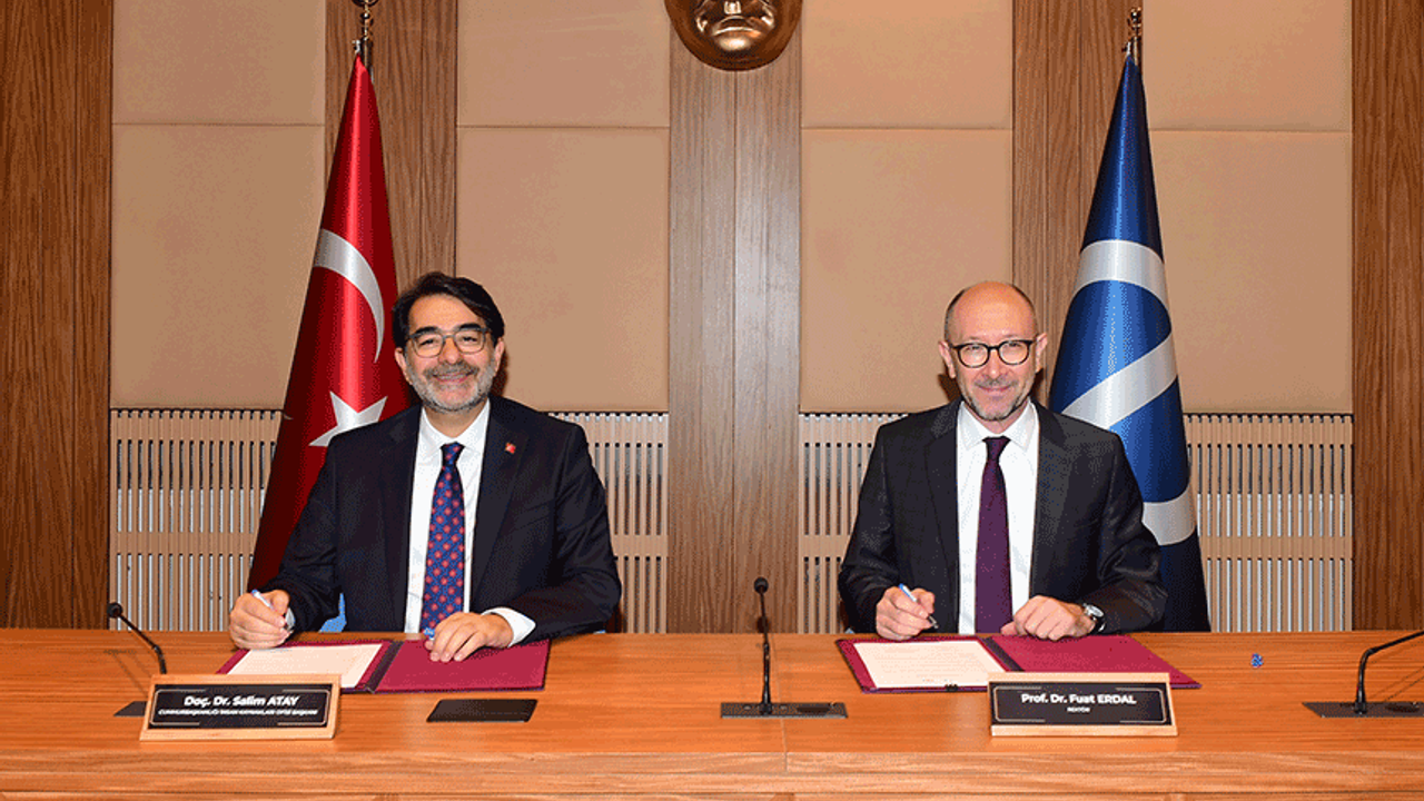 Anadolu Üniversitesi ve Cumhurbaşkanlığı imzaları attı