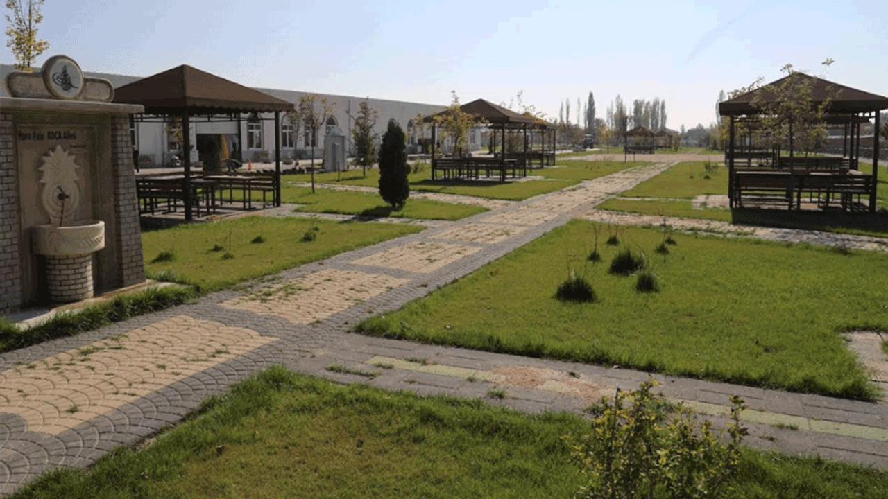 Eskişehir Büyükşehir'den ilçelere iki büyük park