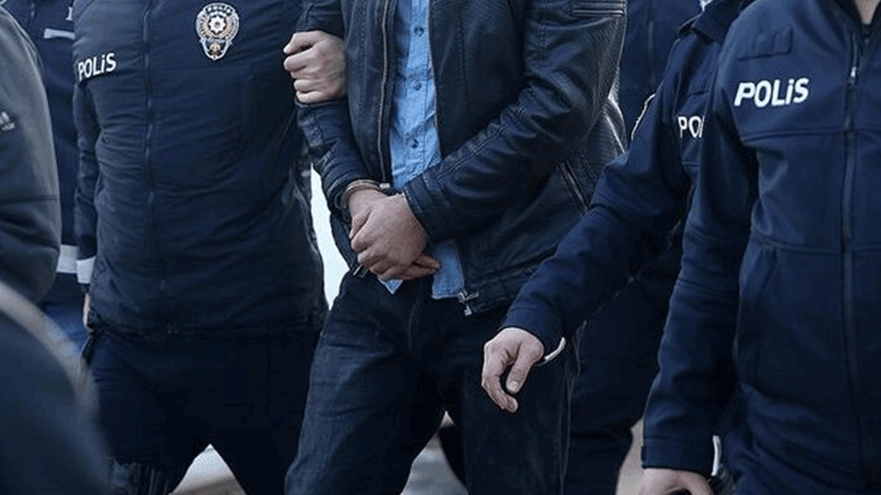 Eskişehir'de 30 bin liralık soyguna iki tutuklama
