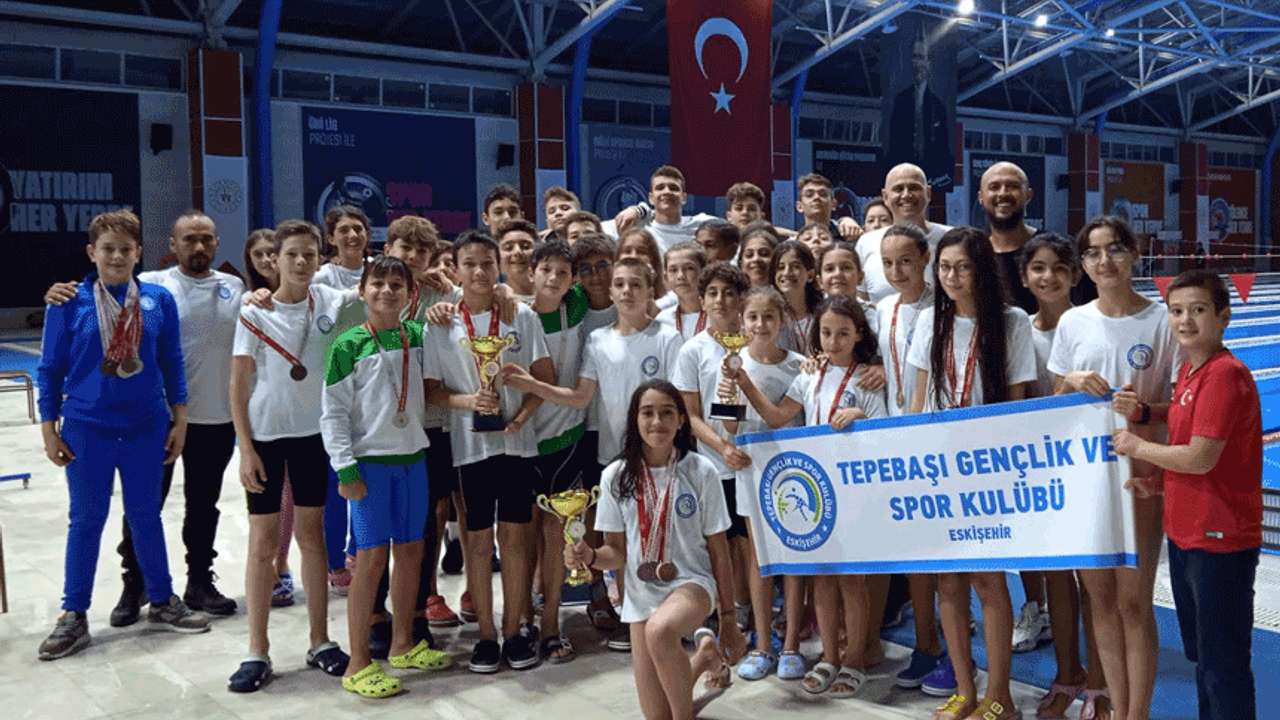 Eskişehir'de genç sporcular madalyaları topladı