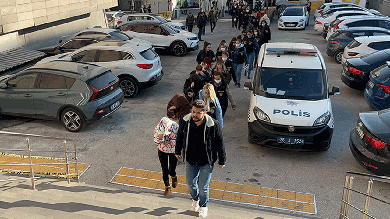 Eskişehir merkezli büyük operasyon: 20 tutuklama
