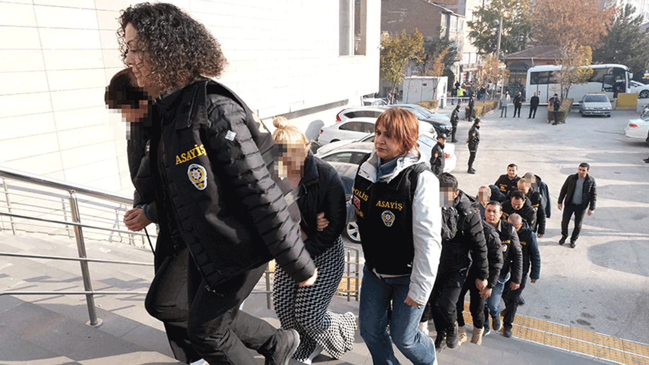 Eskişehir'deki cinayette üçü kadın 17 kişiye gözaltı
