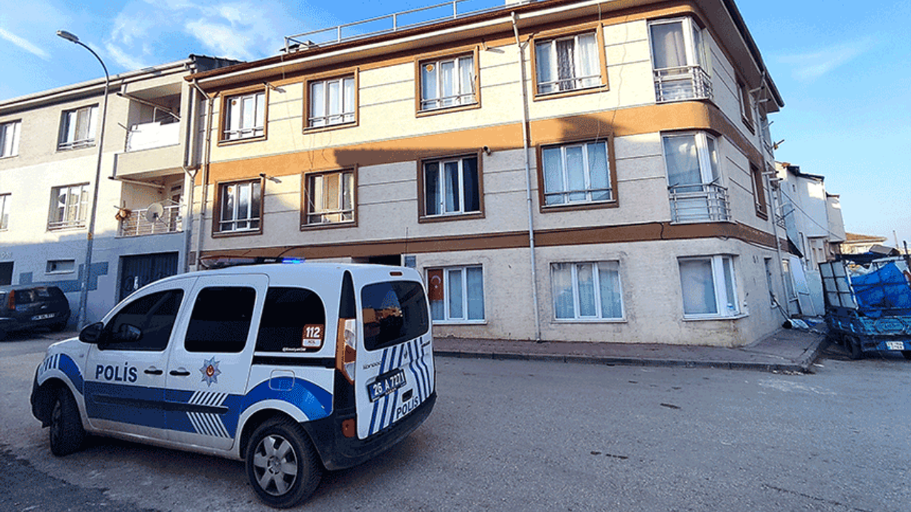 Eskişehir'de sekiz kişilik aile ölümden döndü