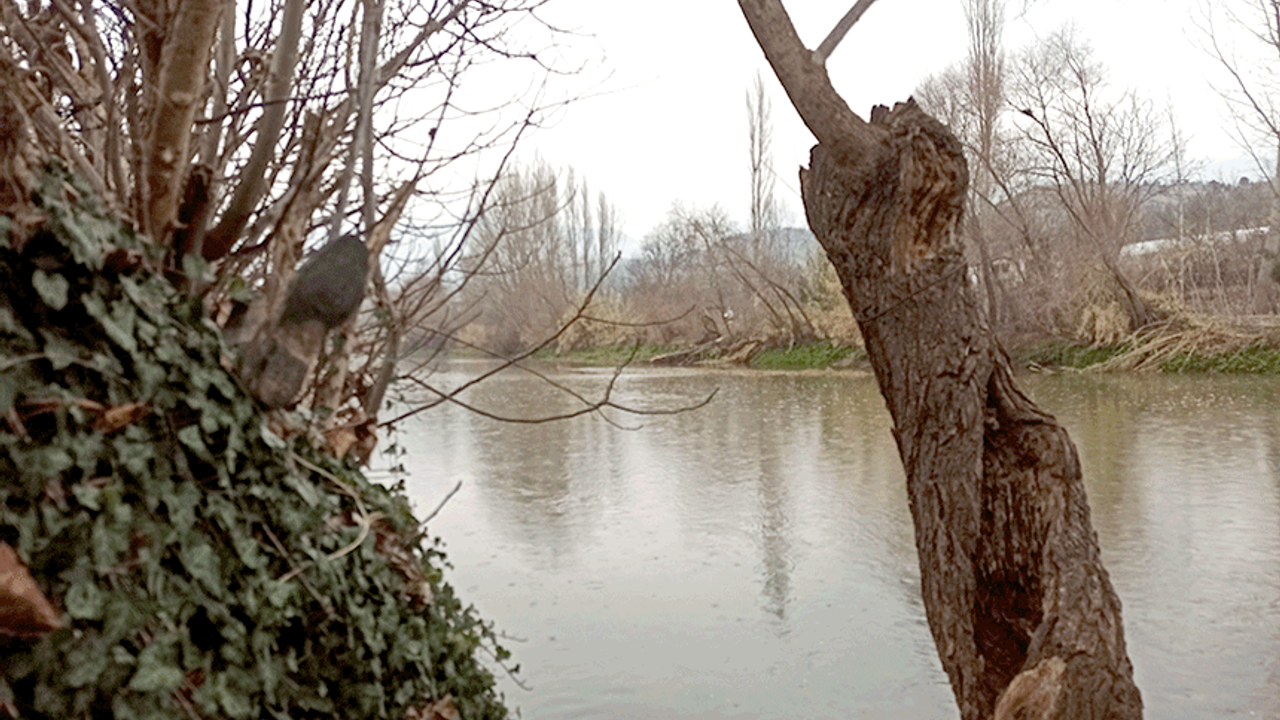 Eskişehir'deki nehirden doyumsuz kış manzaraları