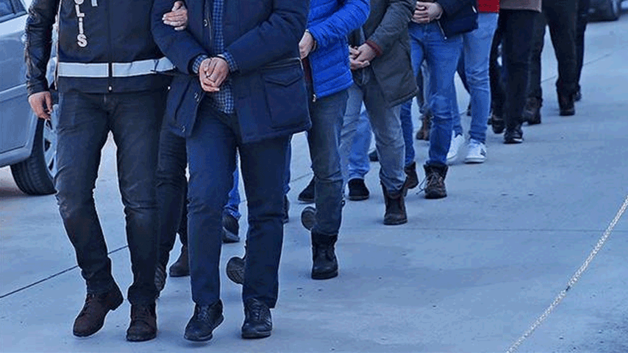 Eskişehir'le birlikte dört ilde ByLock operasyonu: 16 gözaltı