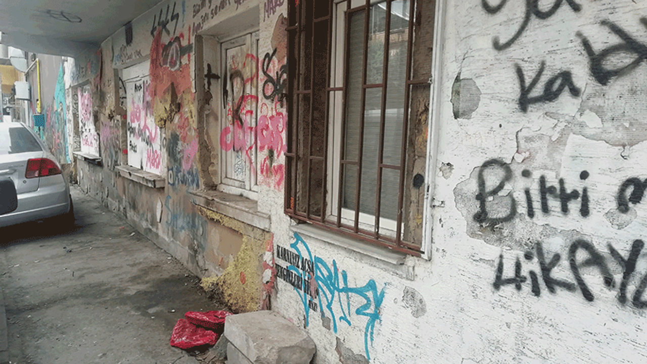 Sokaklarda Eskişehir'e yakışmayan çirkin manzaralar