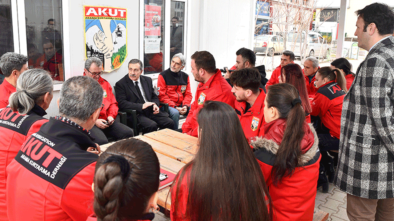 Başkan Ahmet Ataç'tan AKUT'a ziyaret