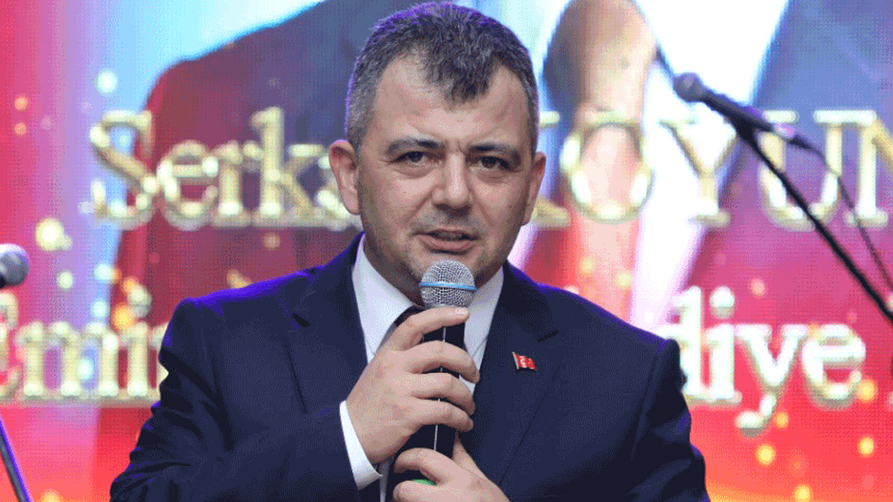 Emirdağ Belediye Başkanı maaşını depremzedelere bağışladı