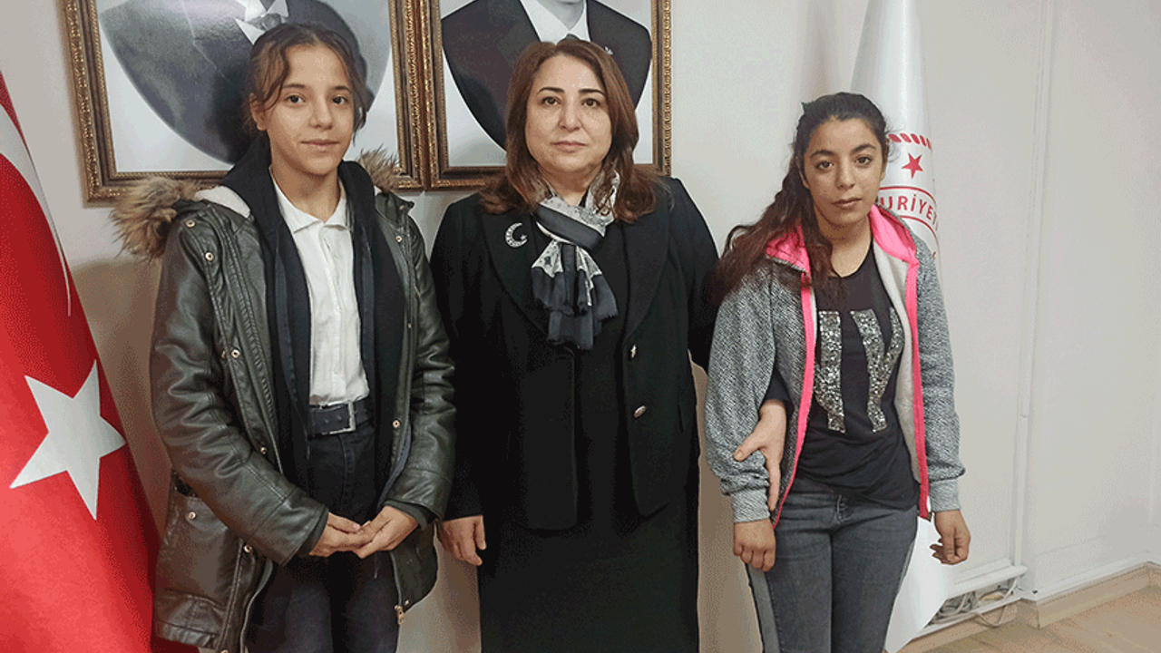 Eskişehir'de yüzlerce öğrenci okullarına geri kavuştu