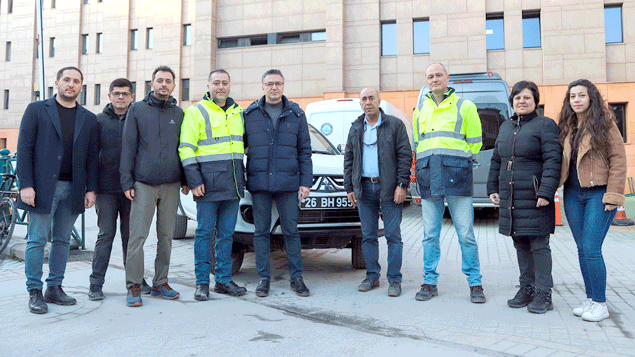 Eskişehir Büyükşehir'den deprem bölgesine yeni destek ekip