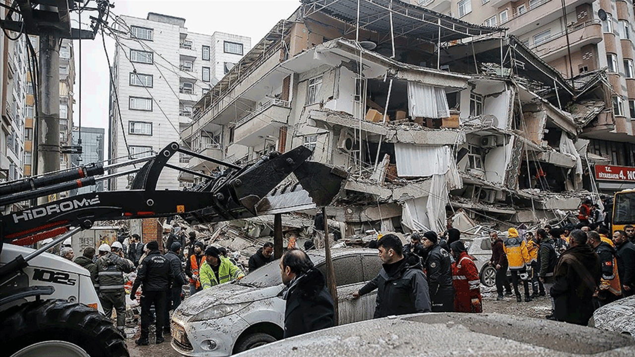 Kahramanmaraş'ta ikinci deprem: Büyüklüğü 7,6