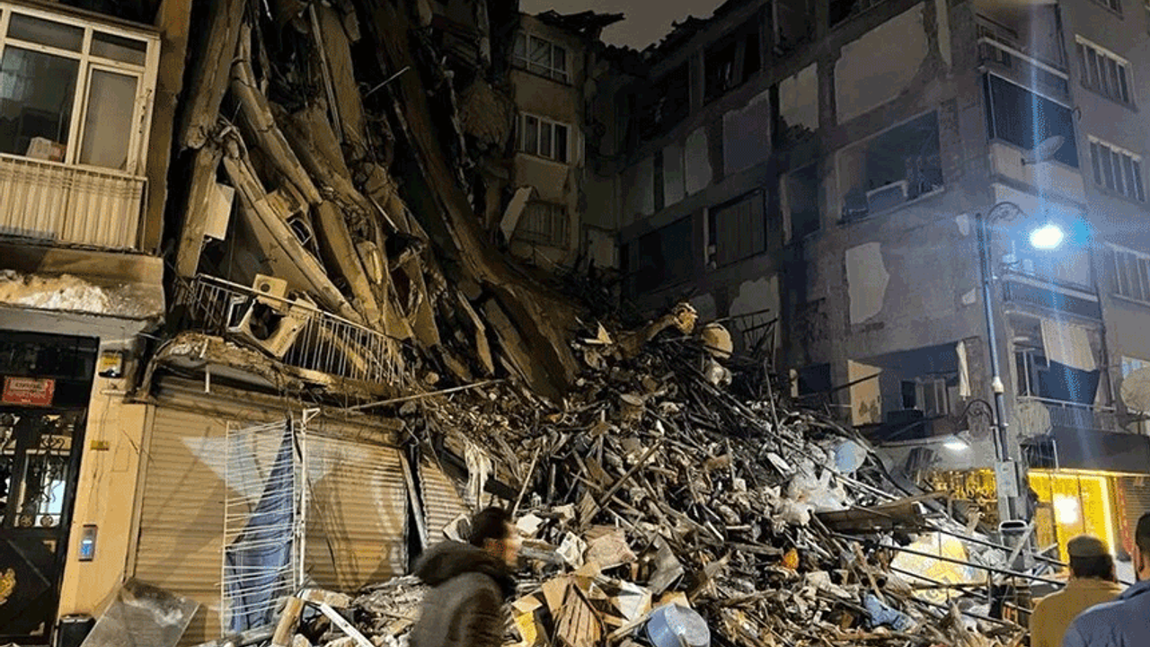 Kahramanmaraş'ta büyük deprem: 10 kenti vurdu