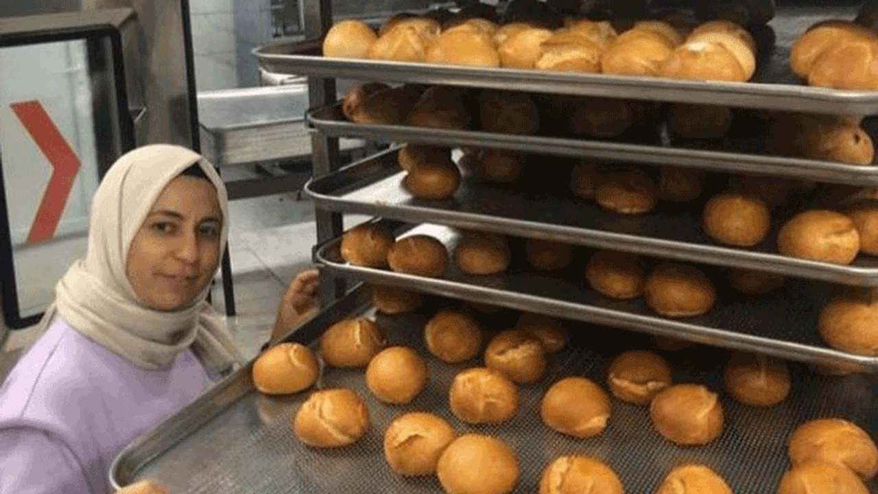Öğrenciler yaptığı 2 bin ekmeği depremzedelere gönderdi