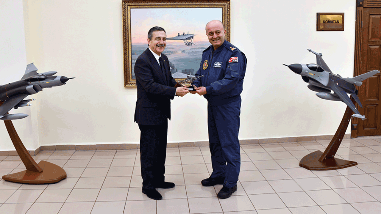 Başkan Ataç Tuğgeneral Eroğlu ile bir araya geldi
