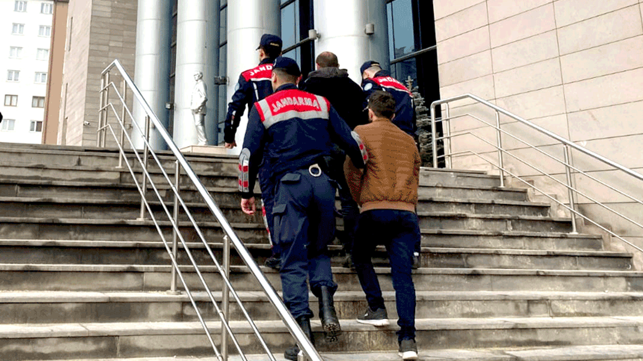Eskişehir'de 120 bin liralık hırsızlık yaptılar Ankara'da yakalandılar