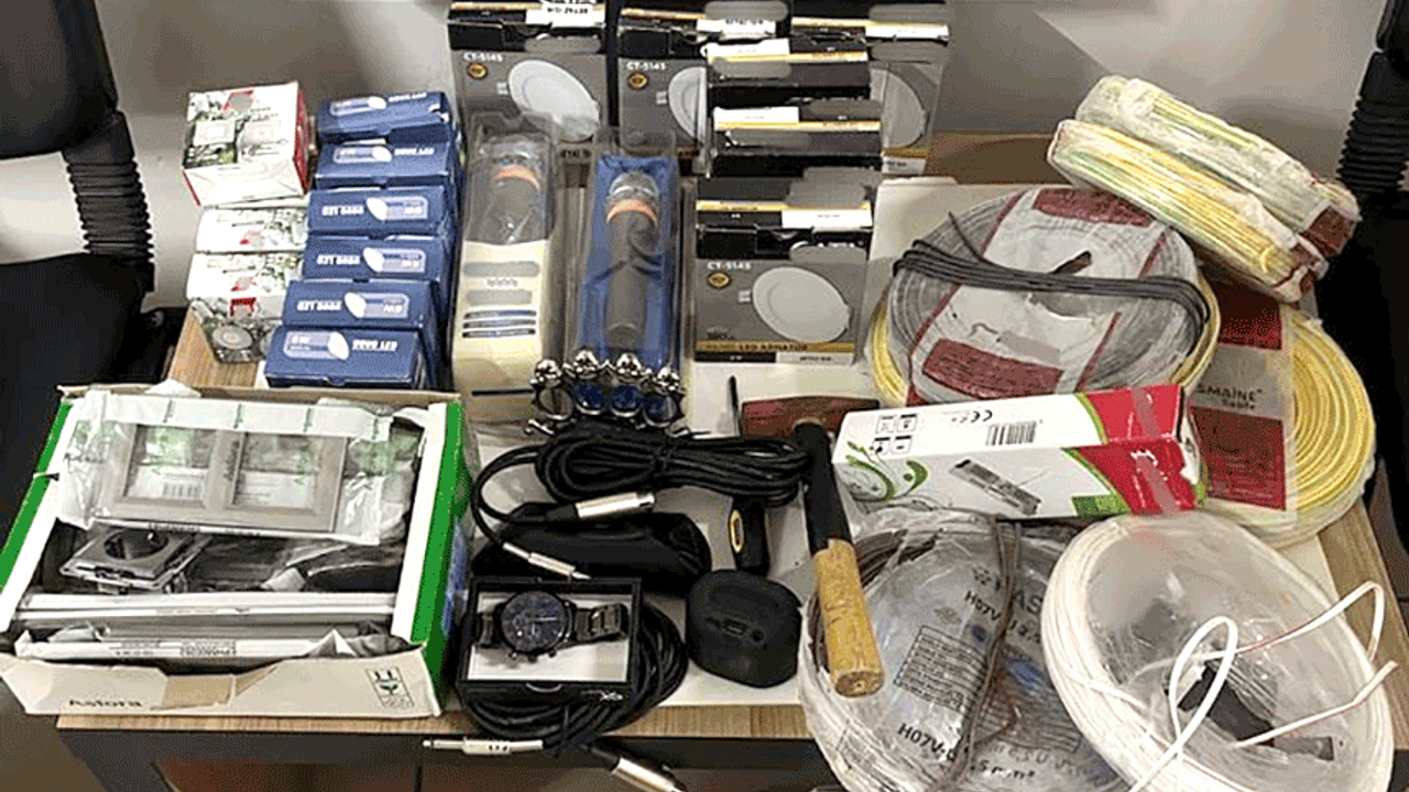 Eskişehir'de elektronik malzeme soyguncuları enselendi