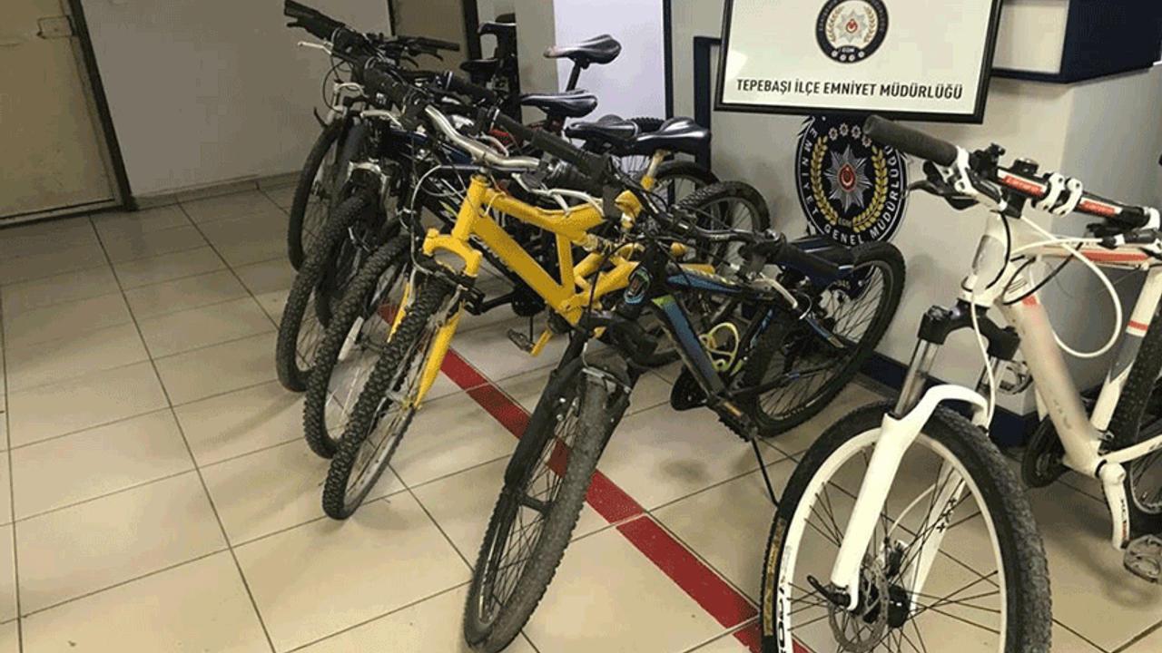 Eskişehir'de hırsızlar çaldıkları bisikletlerle enselendi