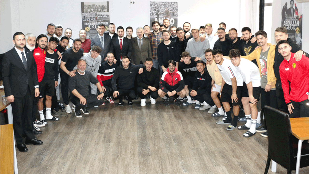 Eskişehirspor'a kritik maç öncesi moral ziyareti