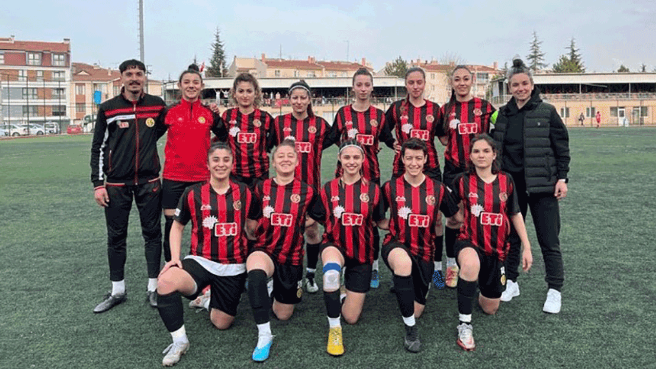 Eskişehirsporlu kadınlar lige galibiyetle başladı
