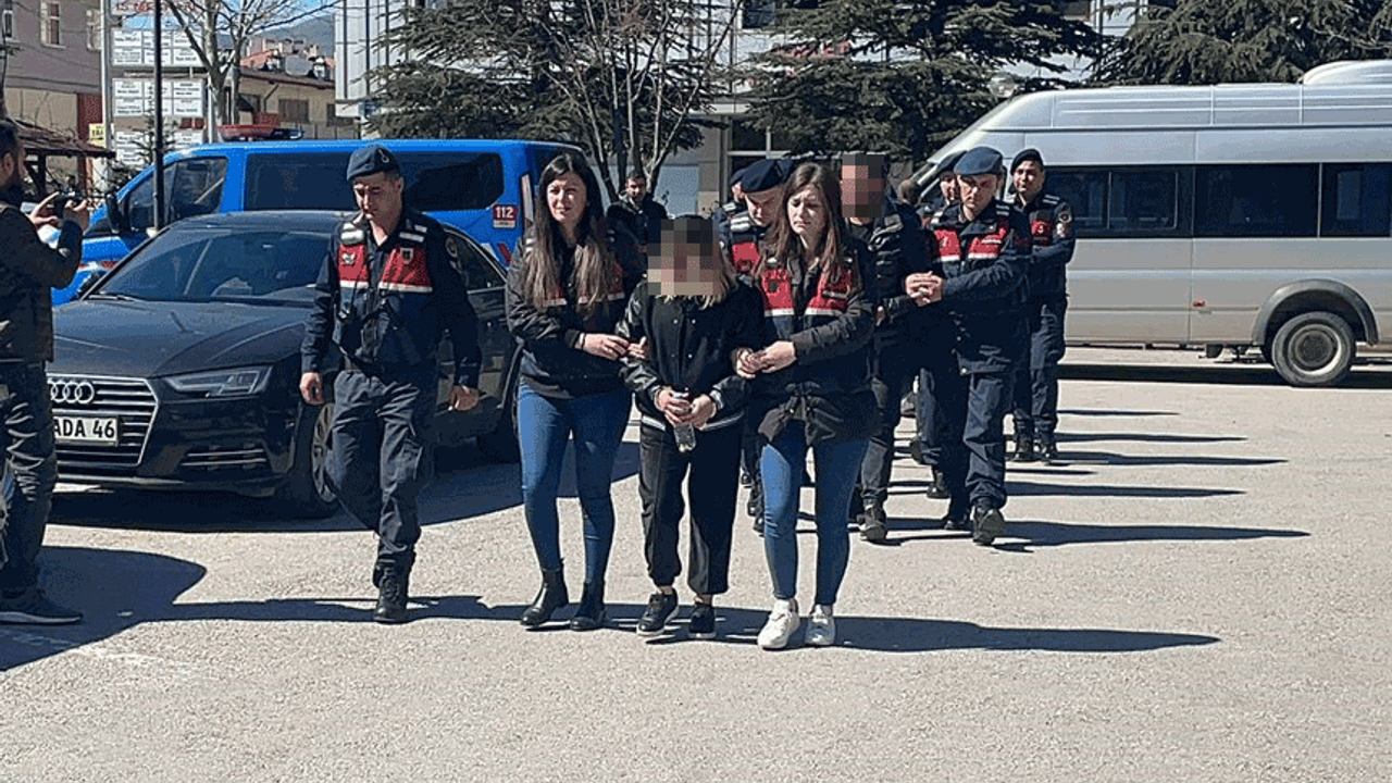 Afyon'da jandarmadan operasyon: 2 tutuklu