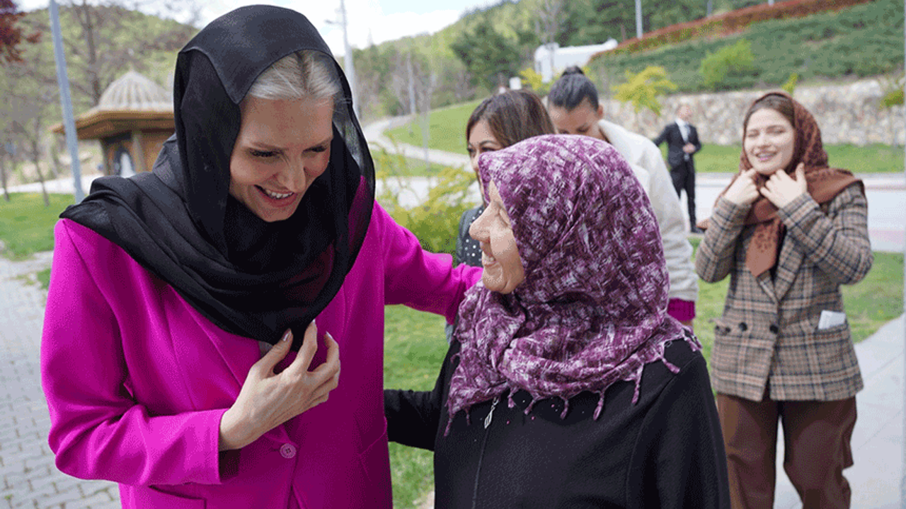 Başkan Vekili Subaşı Ramazan mukabelesine katılan kadınlar ile buluştu