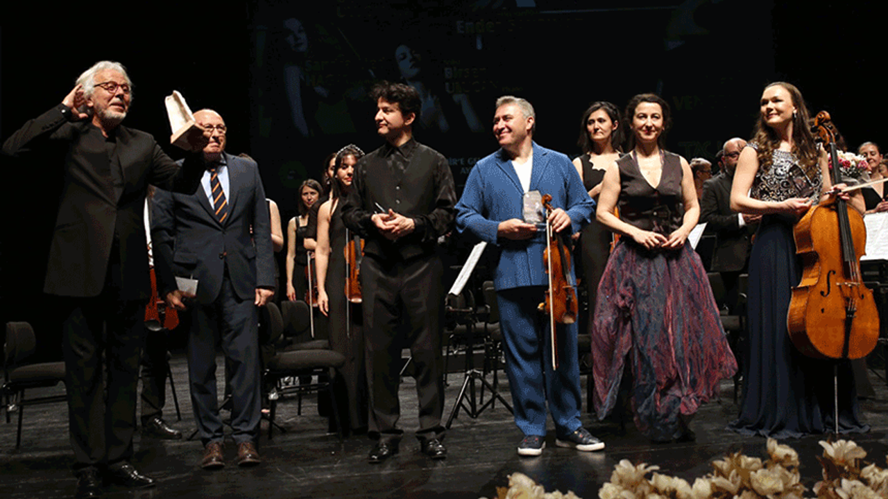 Eskişehir'de dünyaca ünlü sanatçılardan konser