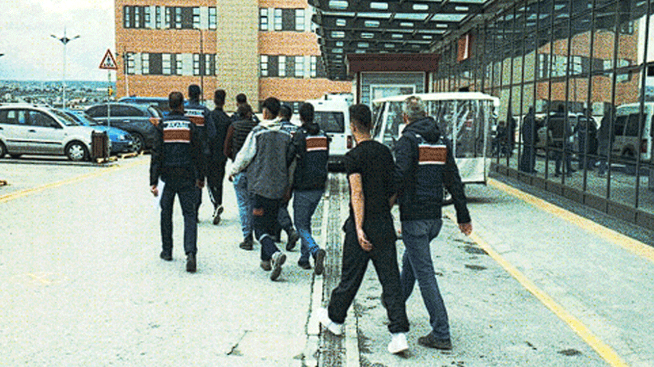 Eskişehir'de 30 bin liralık hırsızlığa dört gözaltı!