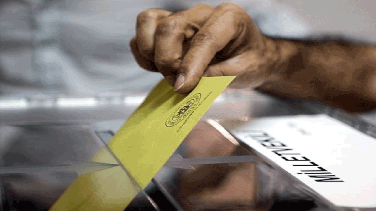 Oy verme işlemi sona erdi: Sonuçlar Eskişehir Ekspres’te