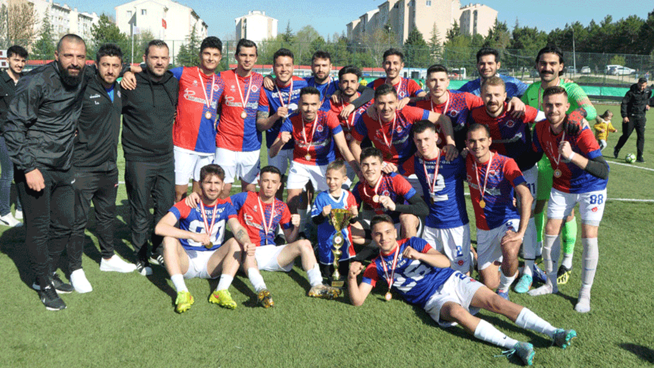 Eskişehir Demirspor BAL’a yükseldi