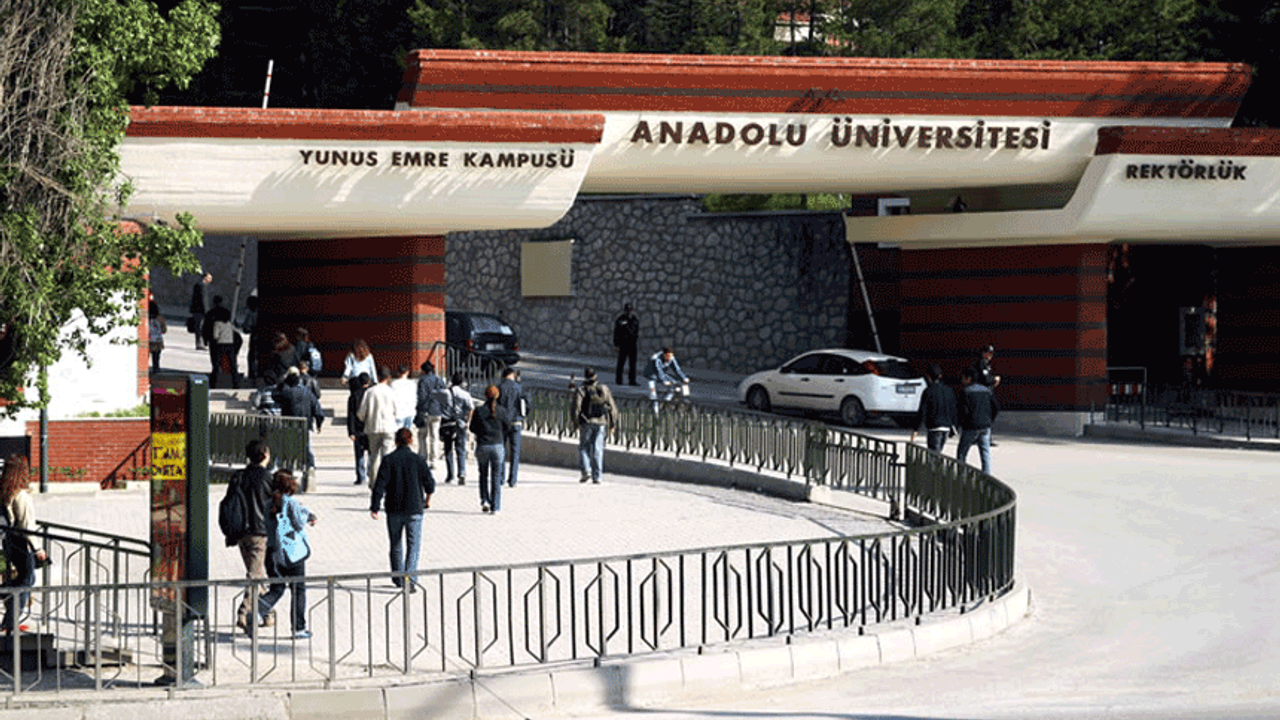 Türkiye genelinde Anadolu Üniversitesi ilk sırada