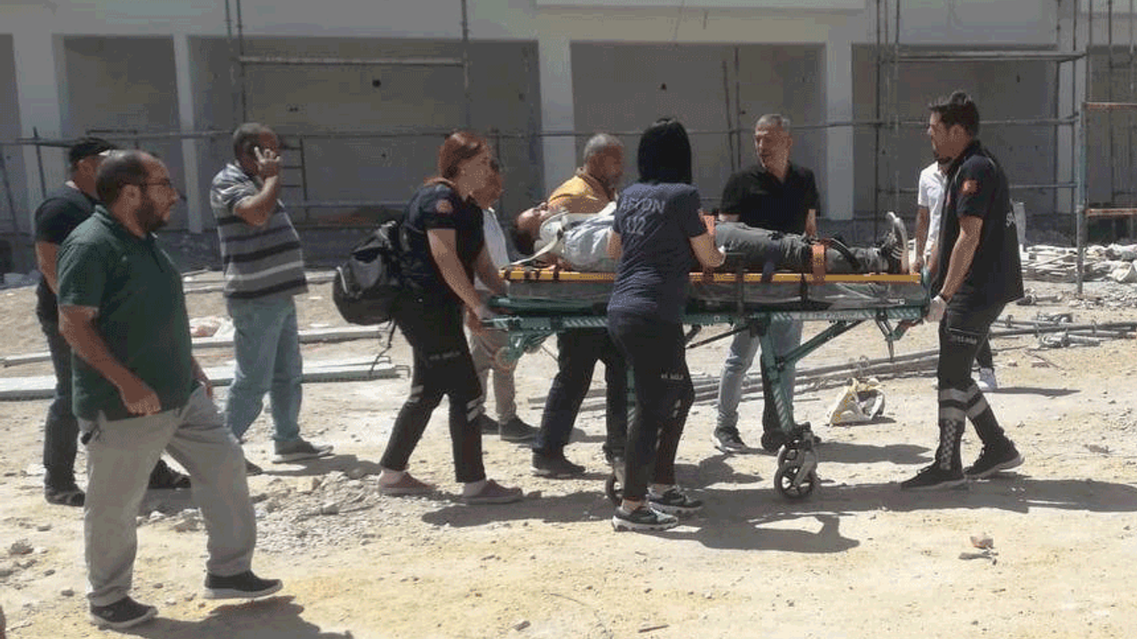 Afyon'da belediye işçisi inşaattan düştü