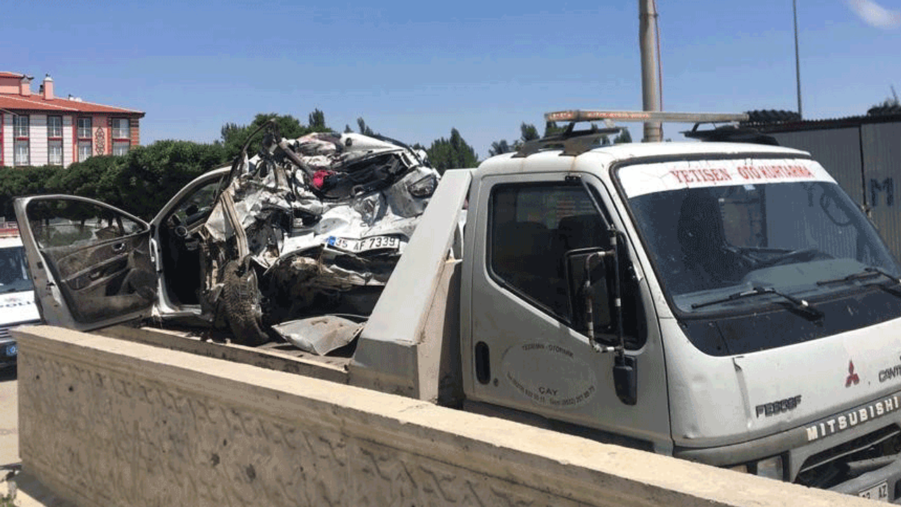 Afyon'da feci kaza: Bir ölü üç yaralı