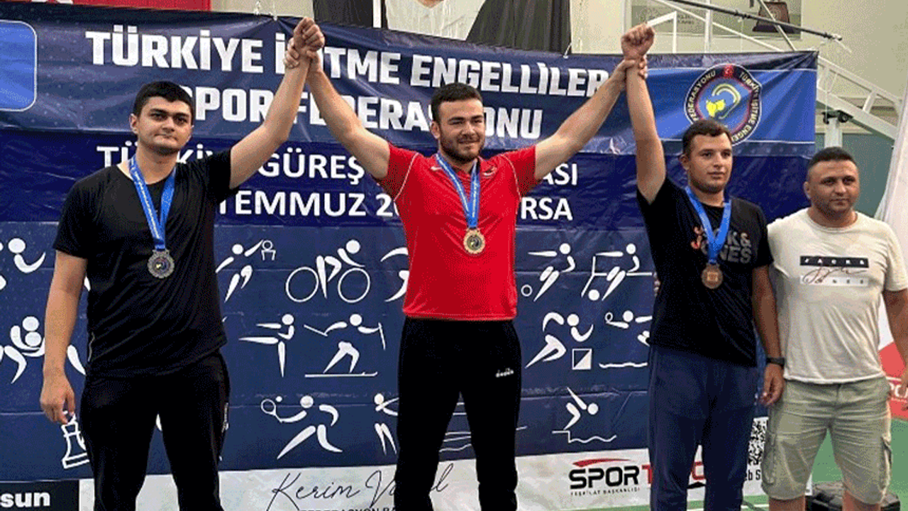 Engel tanımayan sporcular Eskişehir'e iki madalya getirdi