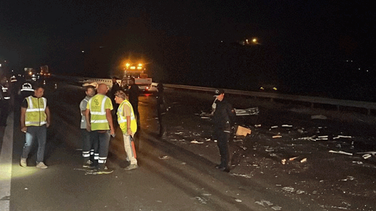 Afyon'da kamyonetten savrulan 5 kişi yaralandı