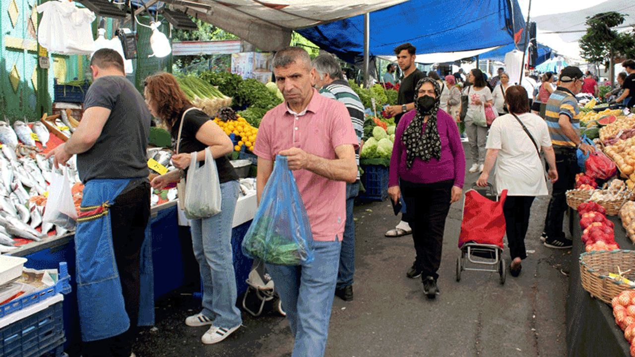 Eskişehir’de pazar fiyatları uçuşa geçti: Vatandaş isyanda