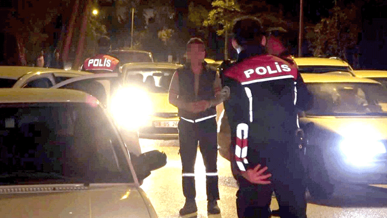 Eskişehir’de trafik magandası hem alkollü hem ehliyetsiz çıktı