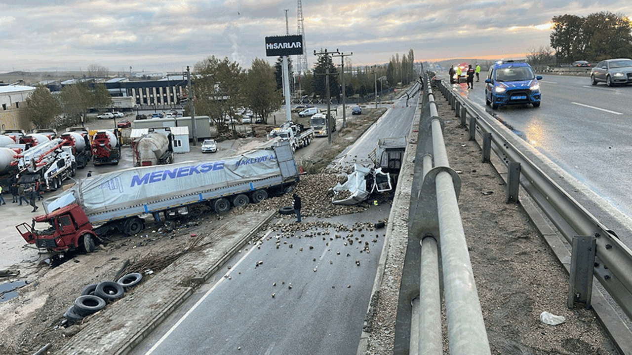 Eskişehir’de feci kaza: 12 metrelik köprüden uçtular
