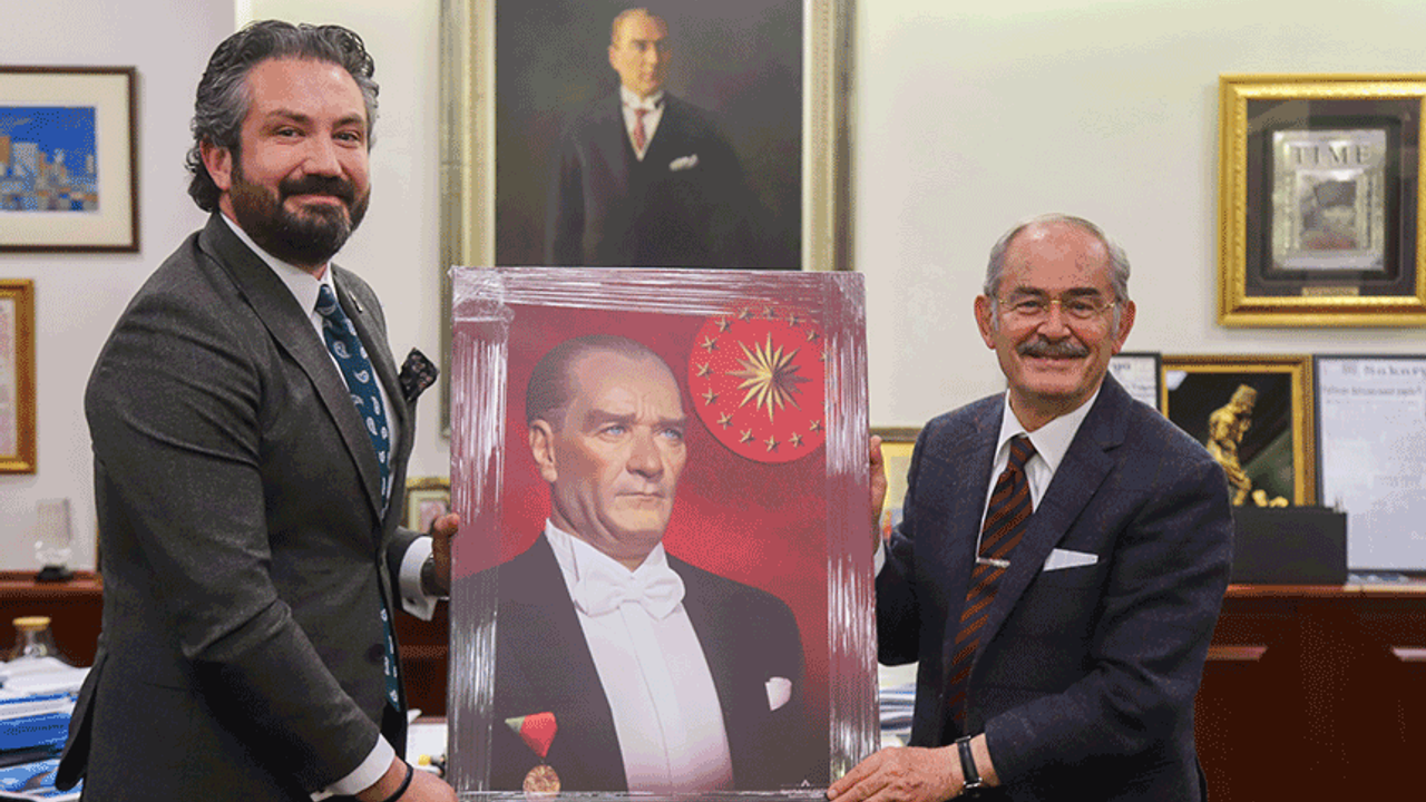 Zafer Partisi başkan ve yöneticilerinden Büyükerşen'e ziyaret