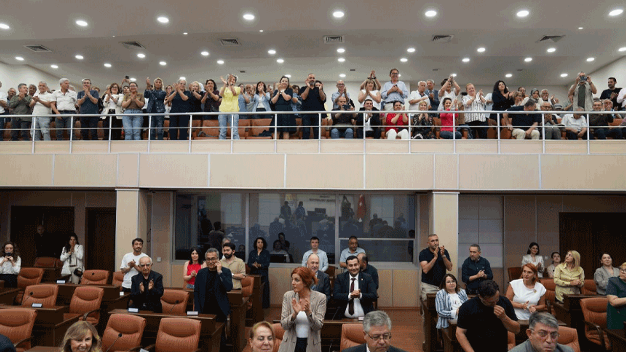 Ataç’tan Ünlü’ye sert tepki: Hakim misin, Savcı mısın?